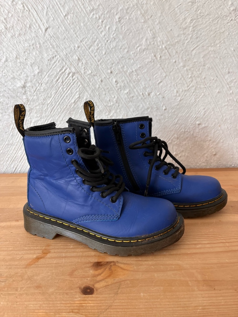 Kids Dr. Marten Electric Blue Boots - Picture 2 of 5